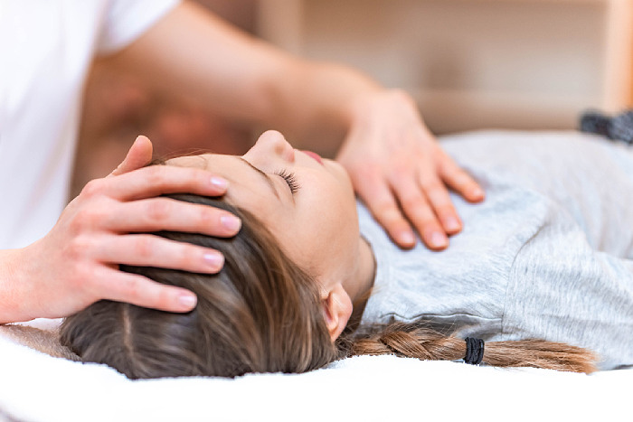 osteopathie für kinder potsdam Brandenburg Praxis Eichler osteopathie kinder