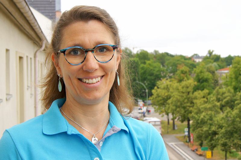 Jördis Gramowski Physiotherapeutin, Diplom für osteopathische Befunderhebung und Therapie D.O.B.T., Diplom Boeger-Therapeutin, fachliche Leiterin Erwachsene und Kinder